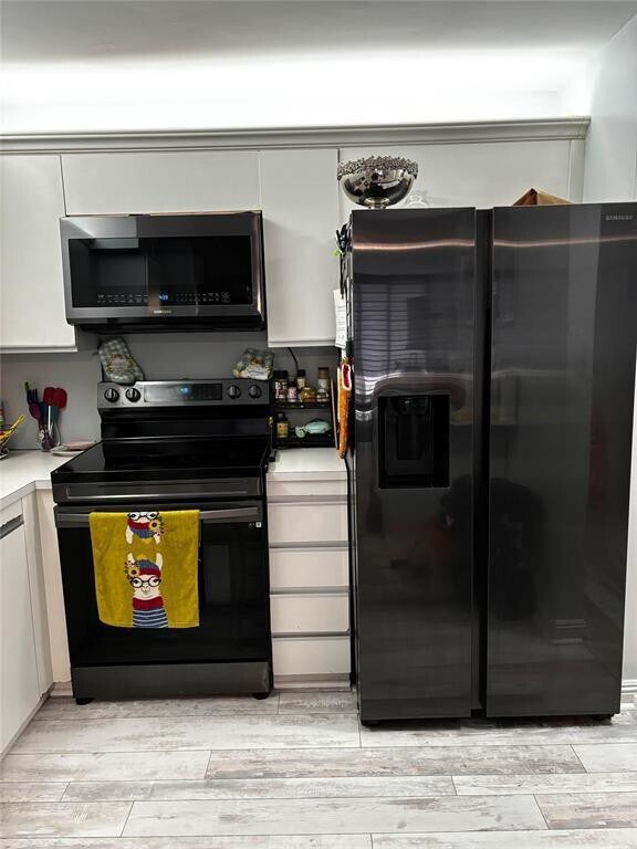 Building Photo - 2301 S Ocean Dr