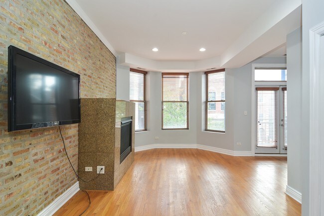 Building Photo - 1508 W Cortez St