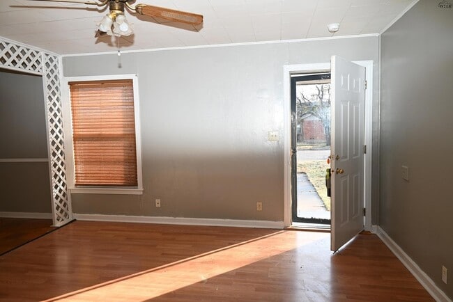 Building Photo - 3402 Grant St