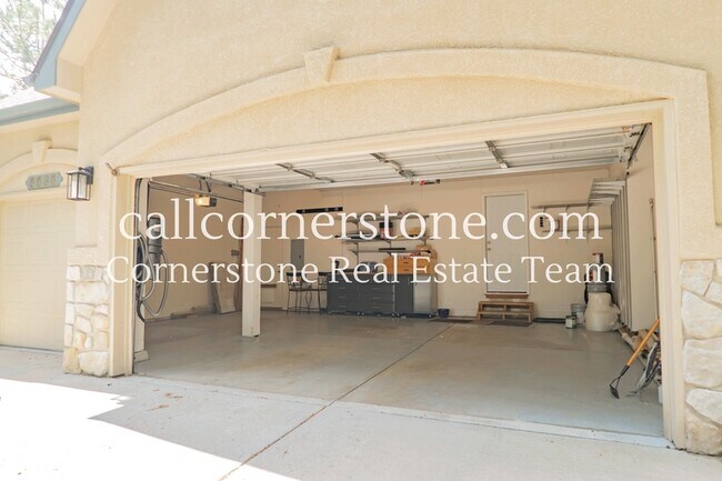 Building Photo - 5535 Jarman St