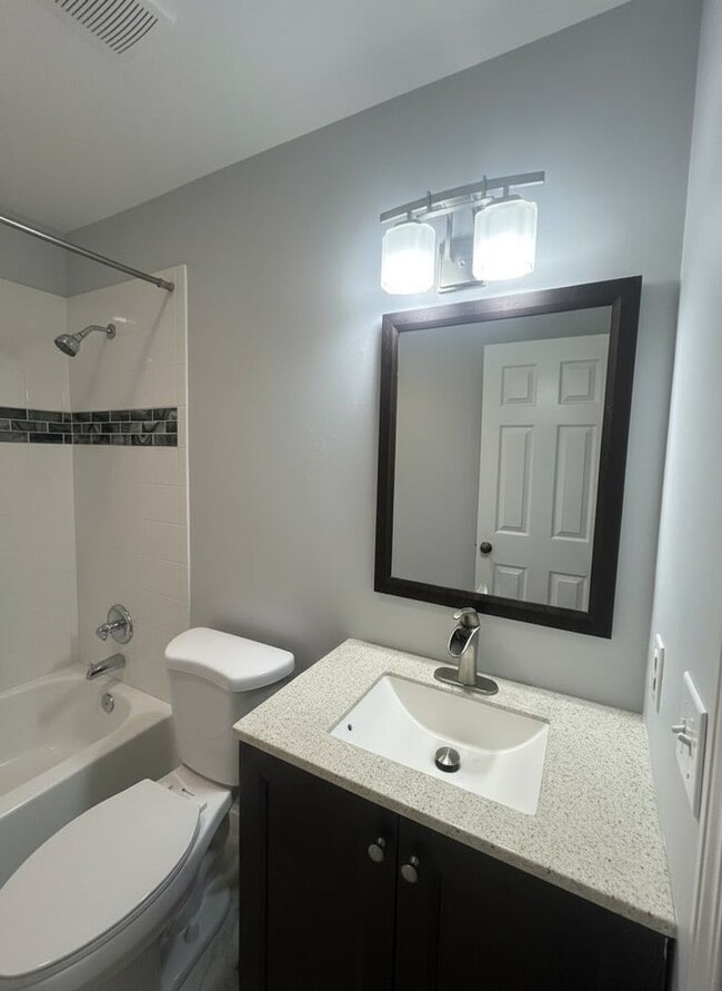 Building Photo - 207 Westfield Dr