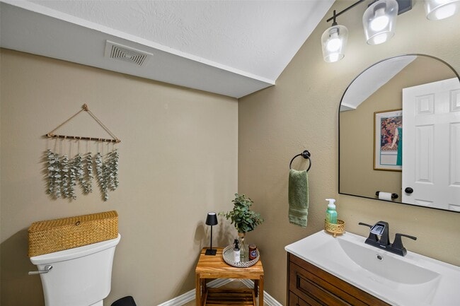 Building Photo - 13718 Cardinal Flowers Dr