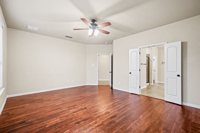 Building Photo - Bella Vista Rental - 5 Bedroom 3.5 bath!