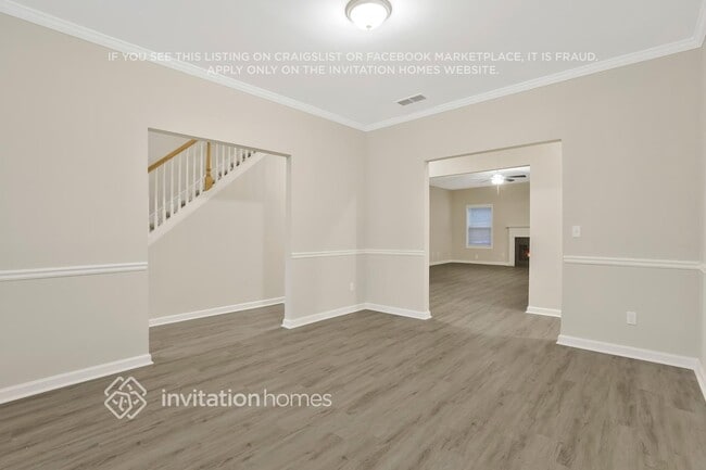 Building Photo - 4339 Shamrock Dr