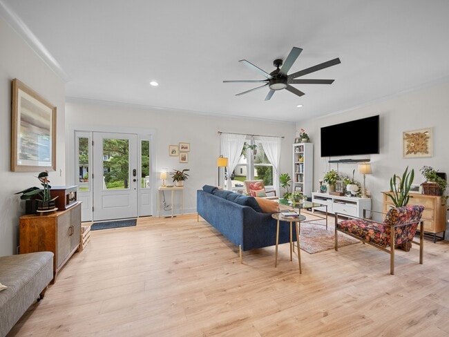 Building Photo - 408 Celtic Ash St