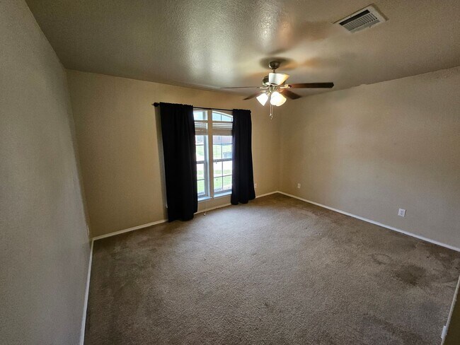 Building Photo - Newly Renovated Single Family Home | 3 BR/2BA | with Radiant barrier insulation!