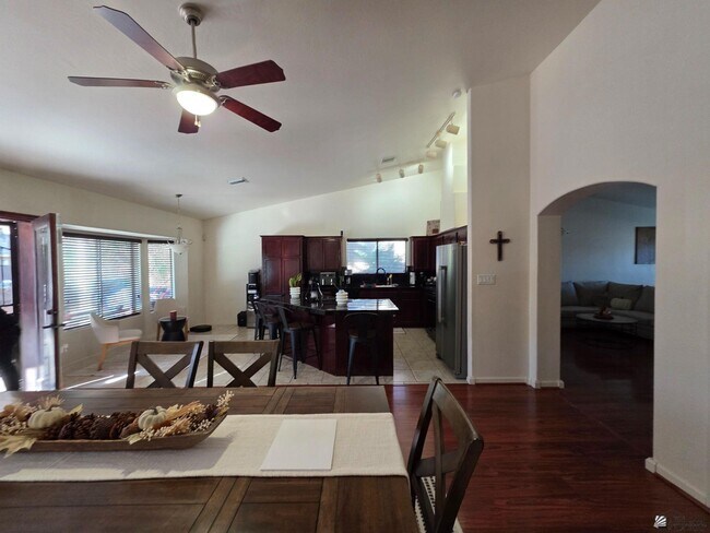 Building Photo - 4831 W 29th St