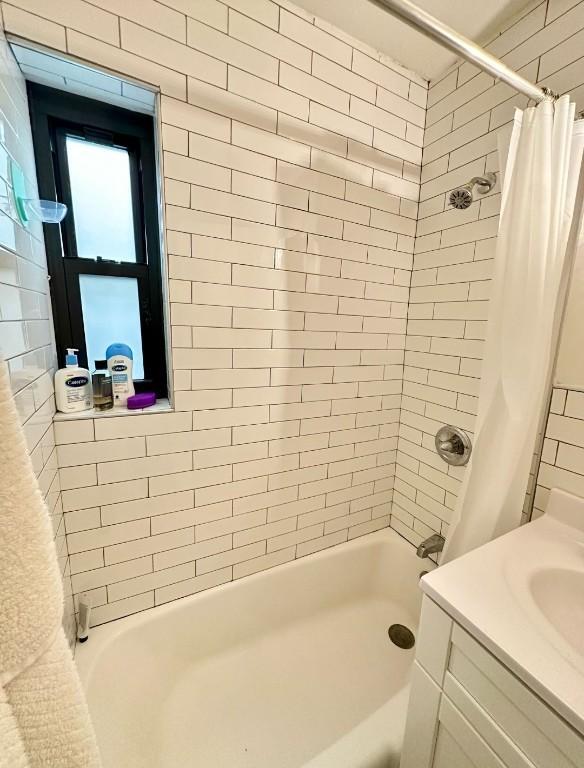Building Photo - 1 bedroom in New York NY 10019