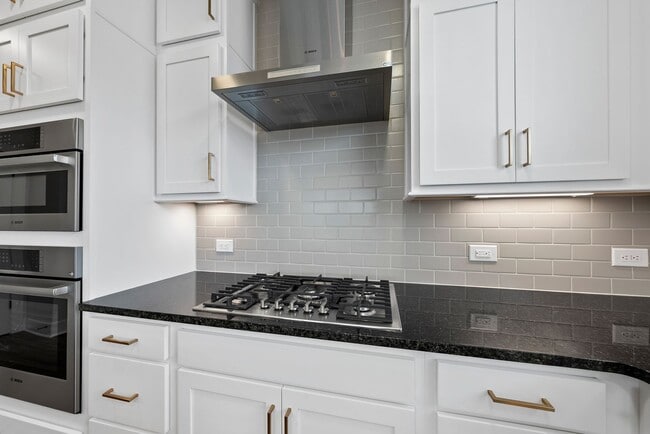 Building Photo - 3018 White Rail Dr
