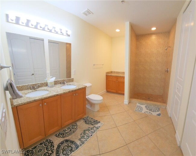 Building Photo - 4420 Bonita Beach Walk Dr