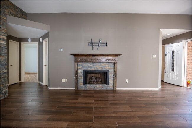 Building Photo - 46 N Rushwing Cir