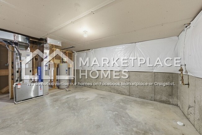 Building Photo - 6300 Trailview Dr