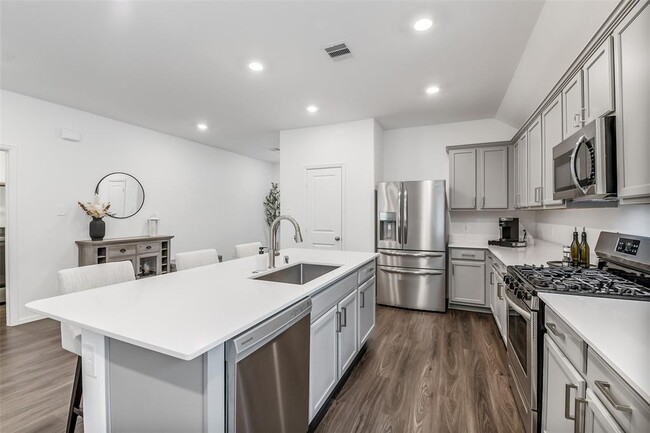 Building Photo - 17018 Westmoreland Promenade Pl