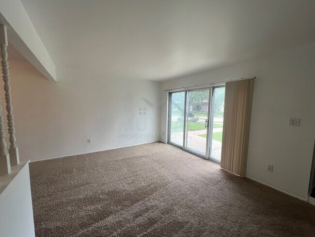 Building Photo - 8232 Karam Blvd