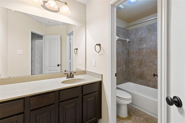 Building Photo - 17211 Rookery Ct