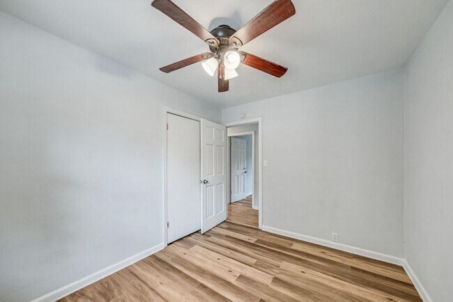 Building Photo - Move-In Ready 4 Bedroom Home in the Heart of Champaign