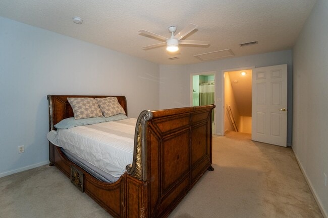 Building Photo - 109 Bilbao Dr
