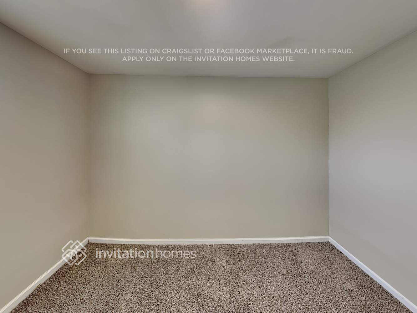 Building Photo - 4419 N Nagle Ave