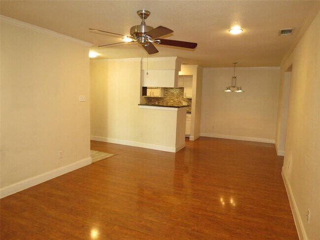 Building Photo - 4159 Steck Ave