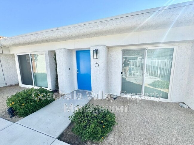 Building Photo - 73525 Shadow Mountain Dr