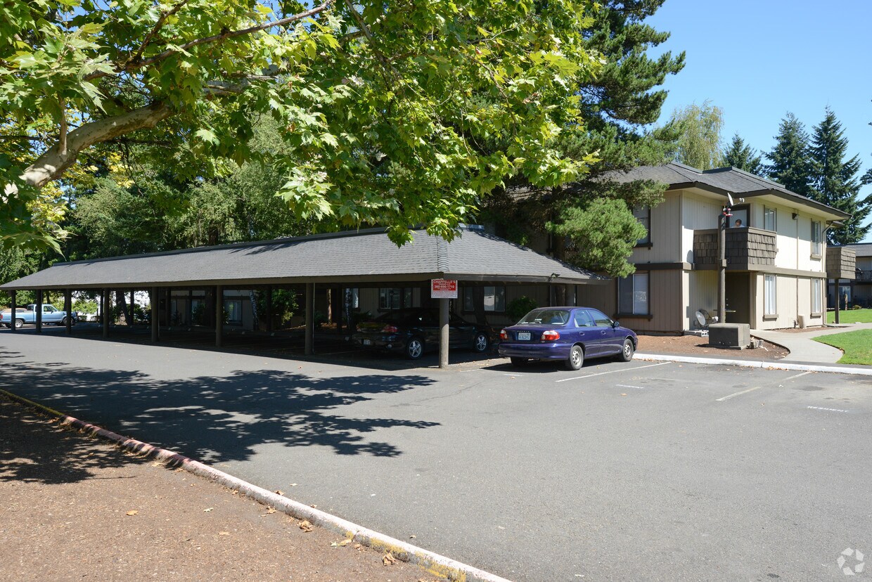 Rolling Creek Apartments Vancouver