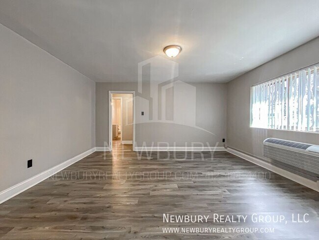 Building Photo - 317 San Juan Dr