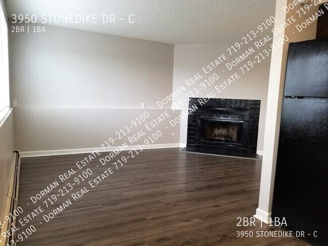 Building Photo - 3950 Stonedike Dr