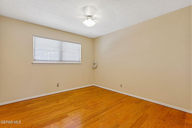 Building Photo - 9000 McCabe Dr