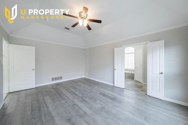 Building Photo - Beautiful two-story home in Flower Mound