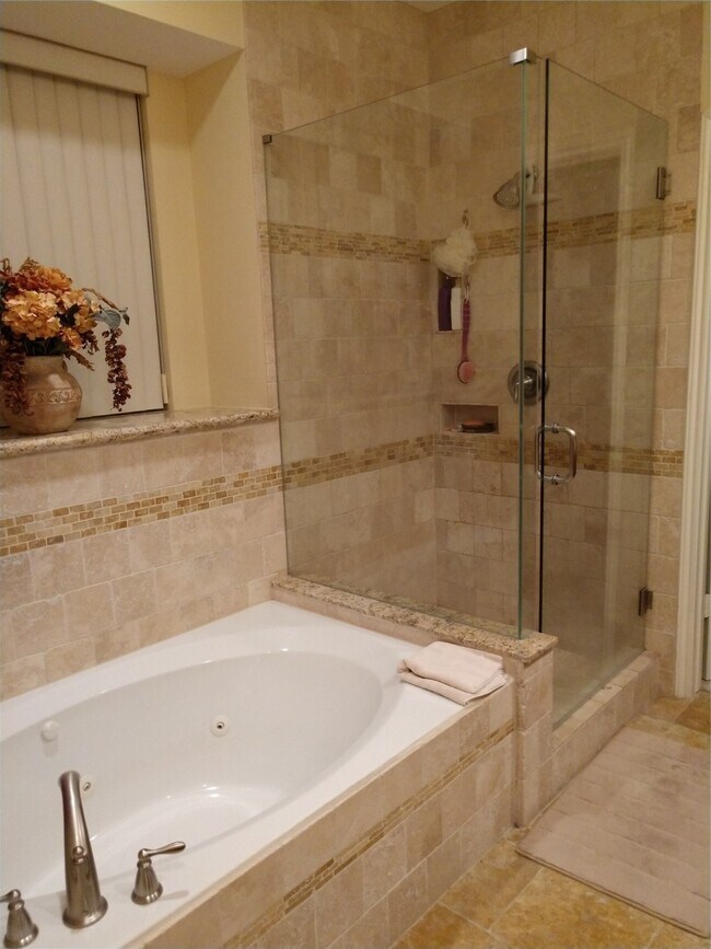 Building Photo - 15222 Holland Fields Cir