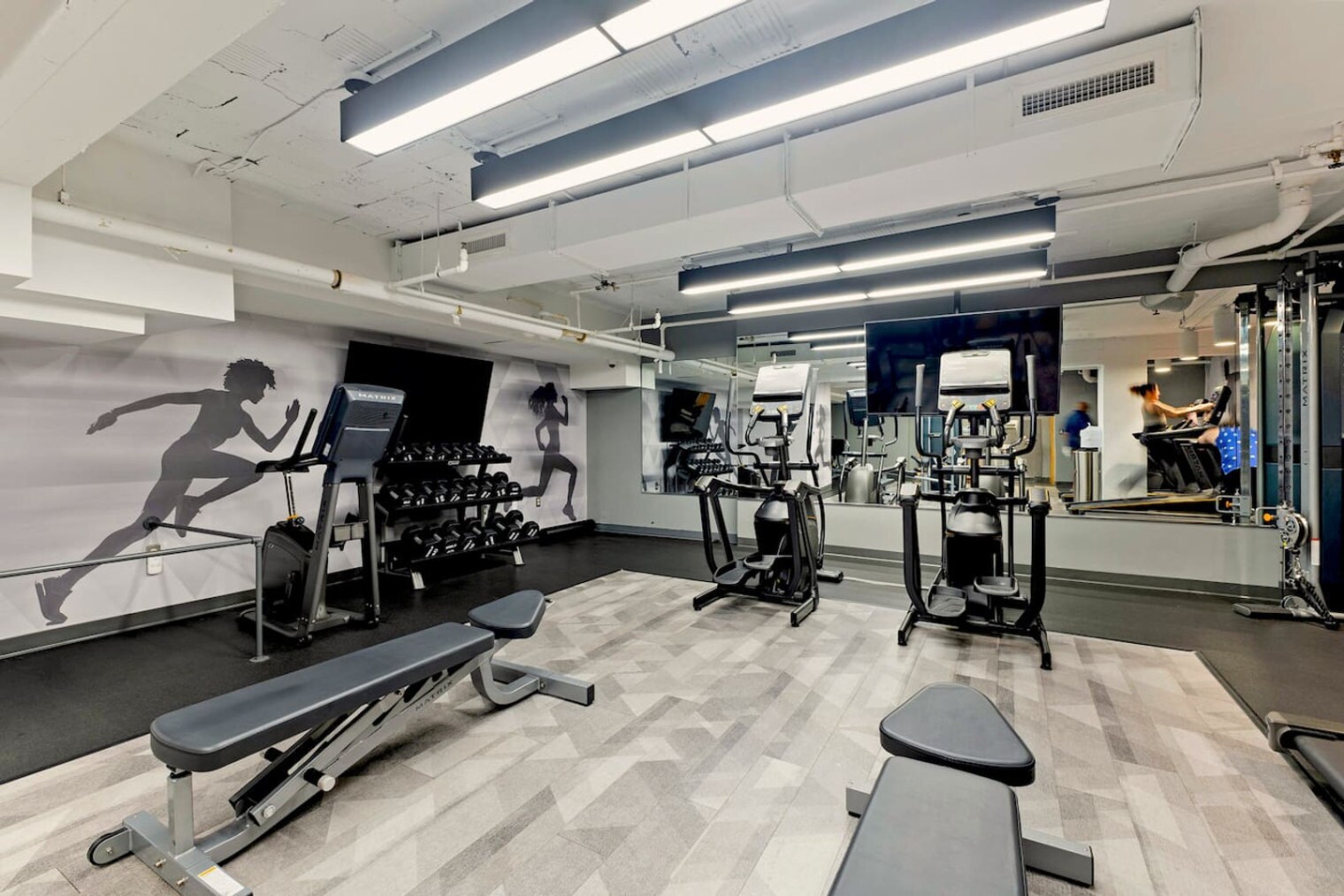 Building Photo - 1500 Arlington Blvd