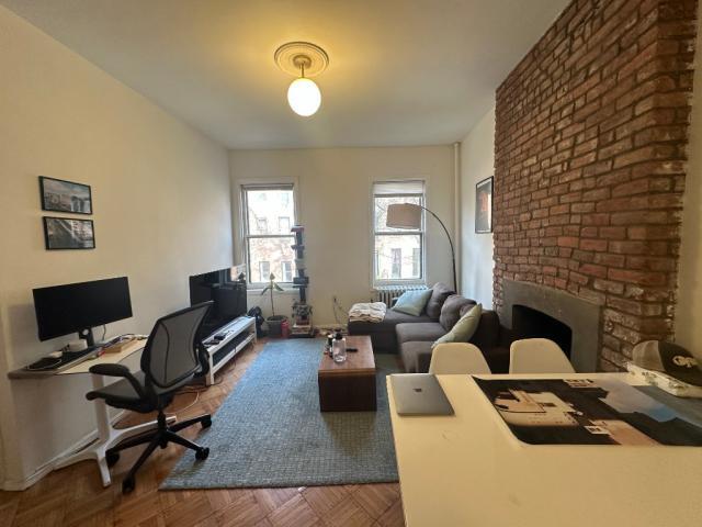 Primary Photo - 1 bedroom in Brooklyn NY 11201