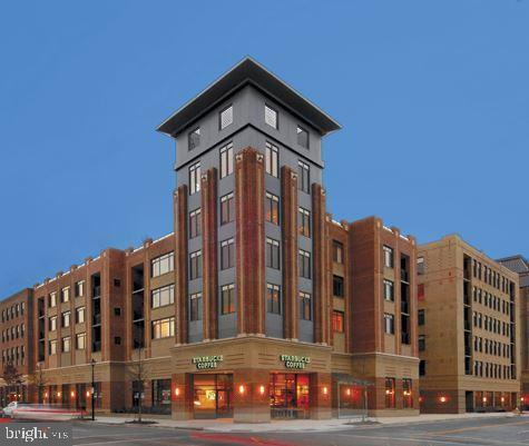 Building Photo - 525 N Fayette St