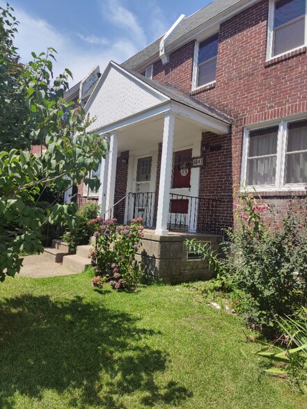Building Photo - 5043 Copley Rd