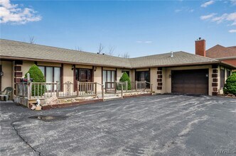 Building Photo - 9400 Wehrle Dr