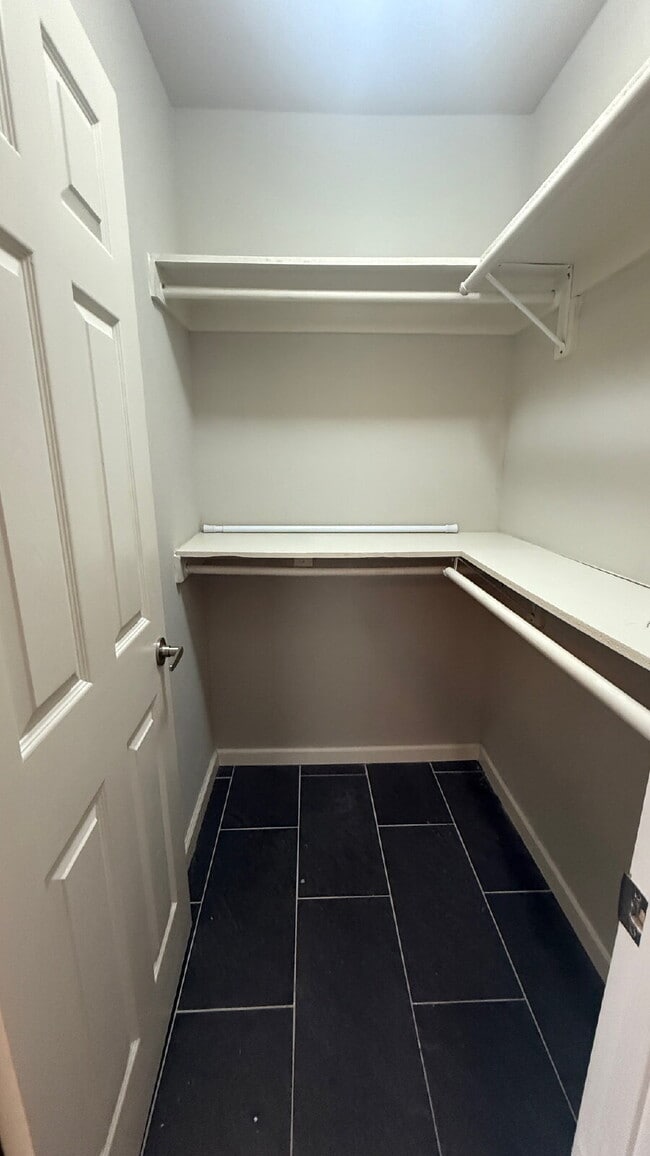 Building Photo - Newly renovated 3 bedroom 2 bath home centrally located!