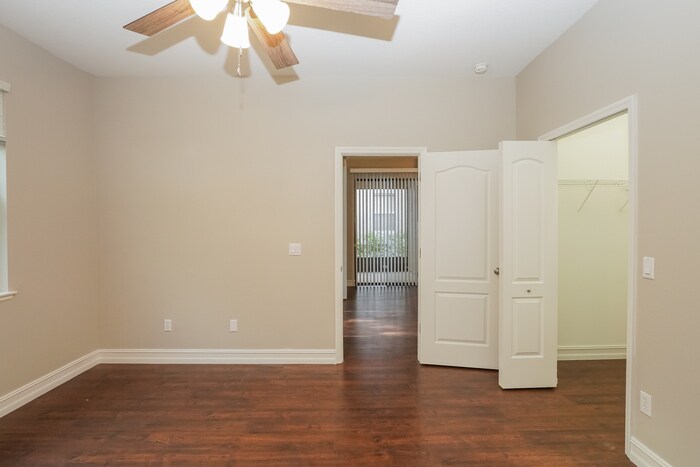 Building Photo - 615 Woods Landing Dr