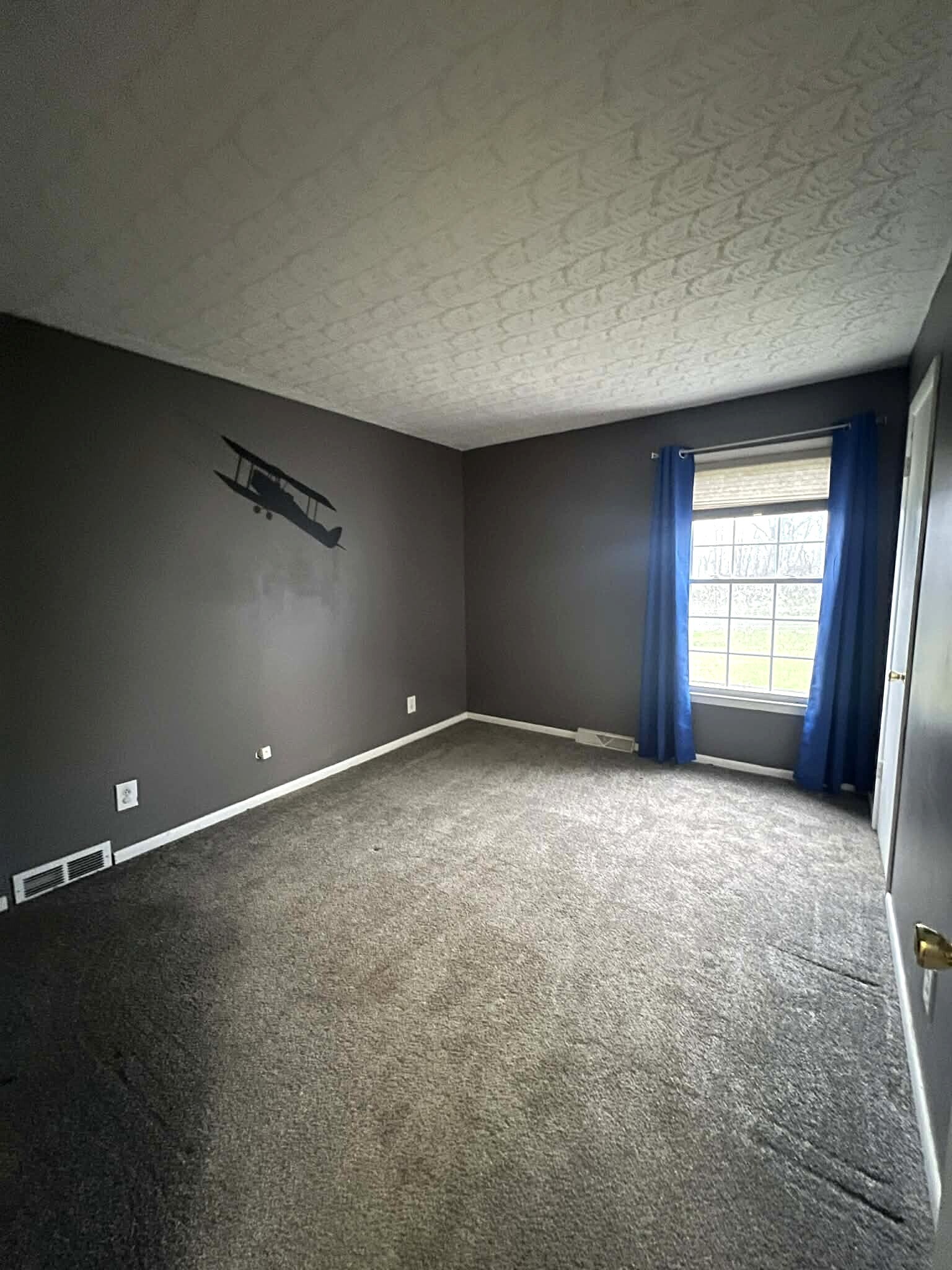 Building Photo - 1820 Perry Crossing Rd