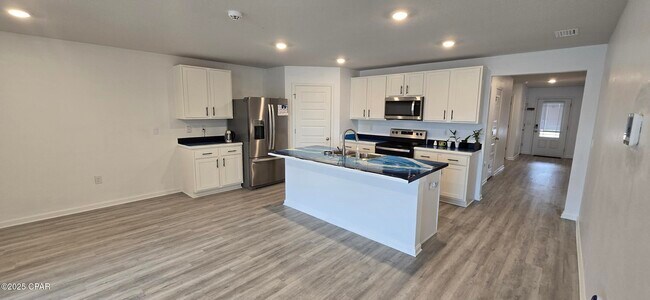 Building Photo - 6472 Slabinski Ln
