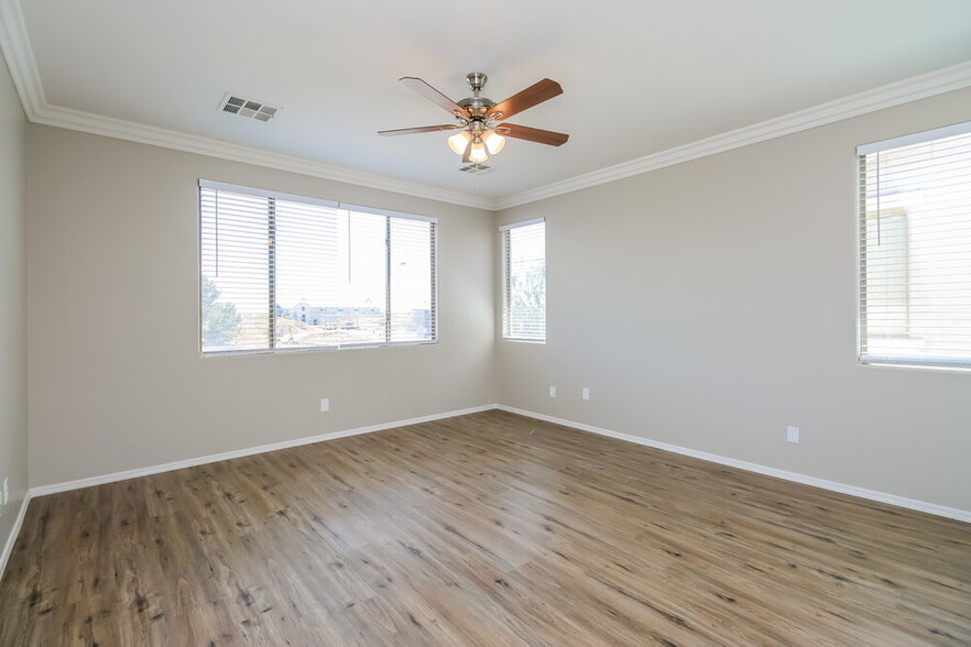 Building Photo - 3178 S Southwind Dr