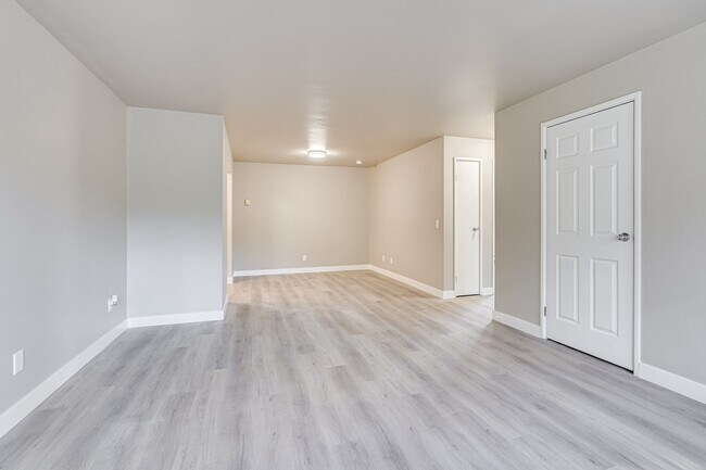 Interior Photo - 1414 Martiny Ct.