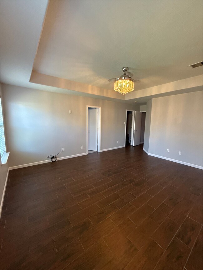 Building Photo - 15327 Summerlyn Point Ln