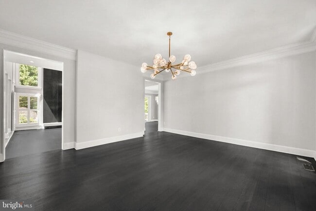 Building Photo - 1256 New Bedford Ln