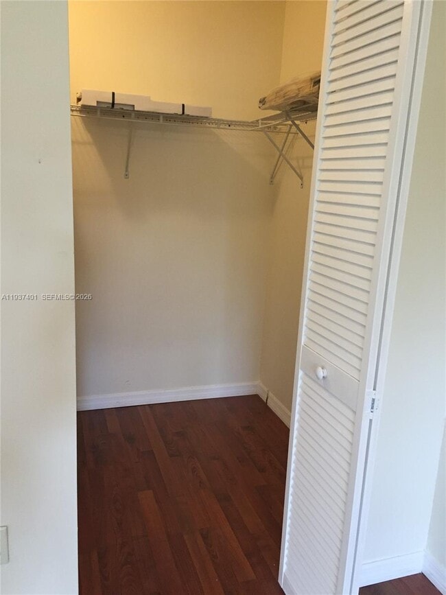 Building Photo - 10441 SW 156th Ct