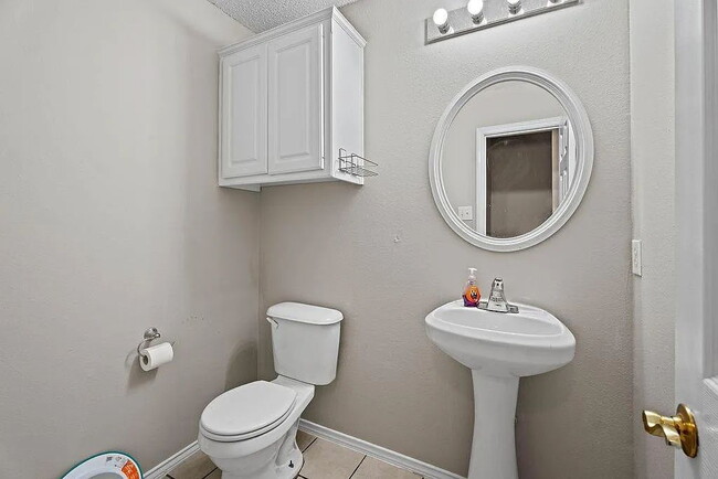 Building Photo - 3102 109th St