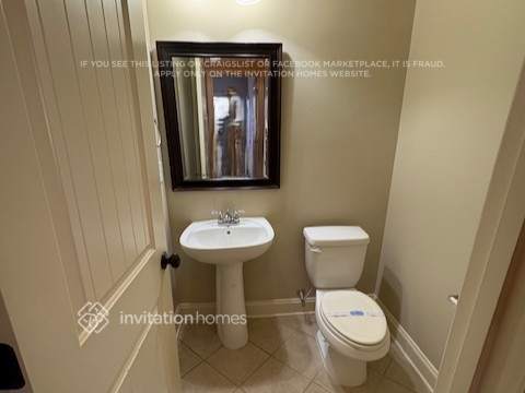 Building Photo - 427 Sweetwater Bridge Cir