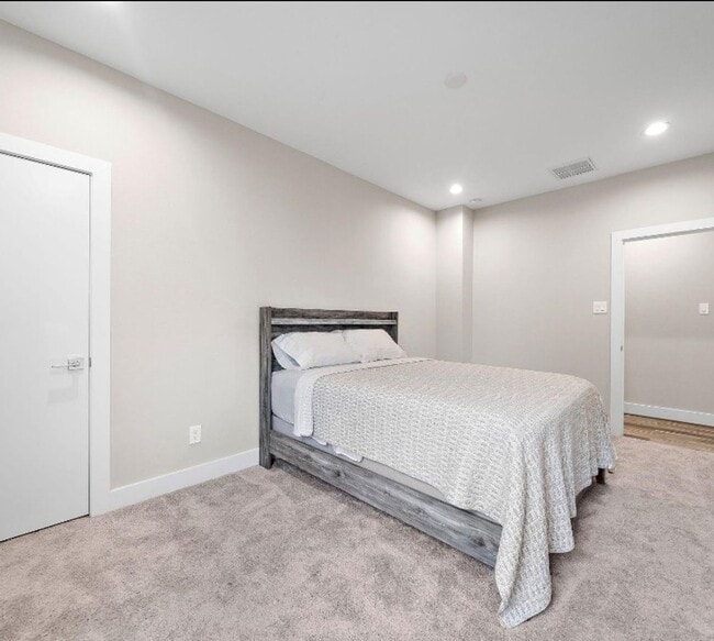 Building Photo - Luxury New Construction for Lease – 3BR / 2.5BA | Greater Independence Heights | Gated Community ?