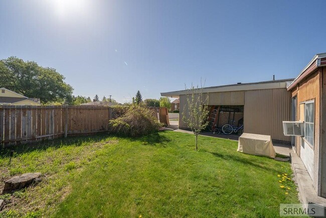 Building Photo - 947 Cassia Ave