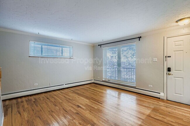 Building Photo - 1243 Vine St