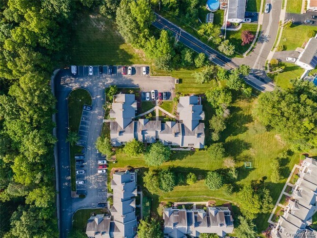 Building Photo - 207 Arlin Rd